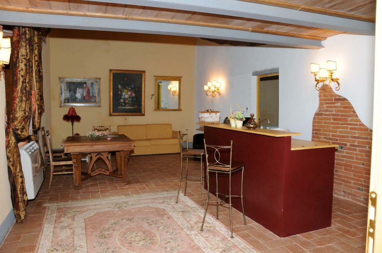 B&B Castello La Pia Dama Residence Guazzino エクステリア 写真