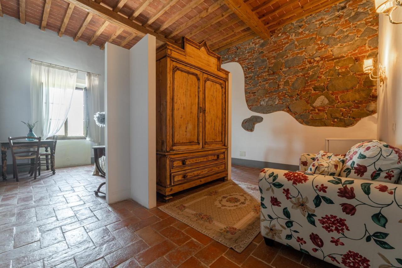 B&B Castello La Pia Dama Residence Guazzino エクステリア 写真