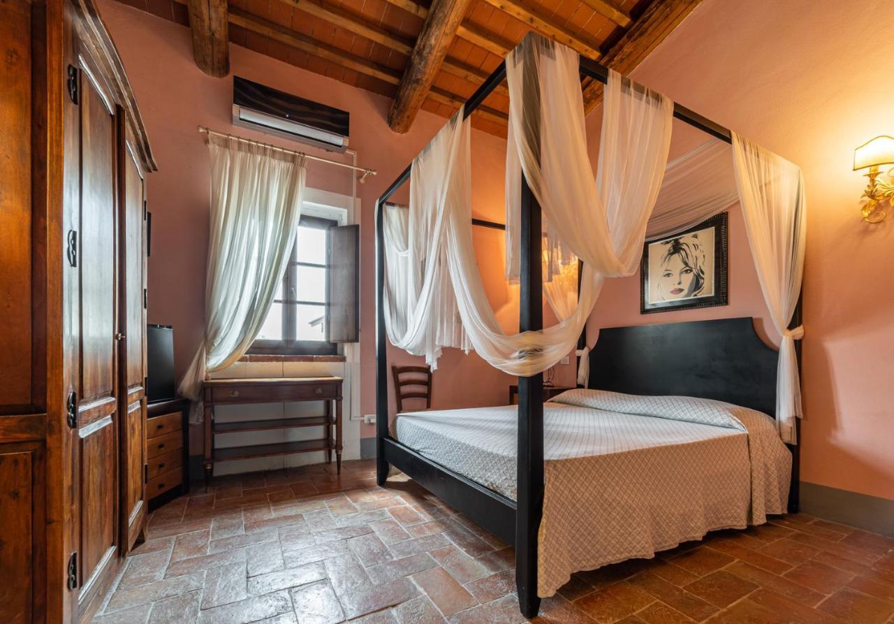 B&B Castello La Pia Dama Residence Guazzino エクステリア 写真