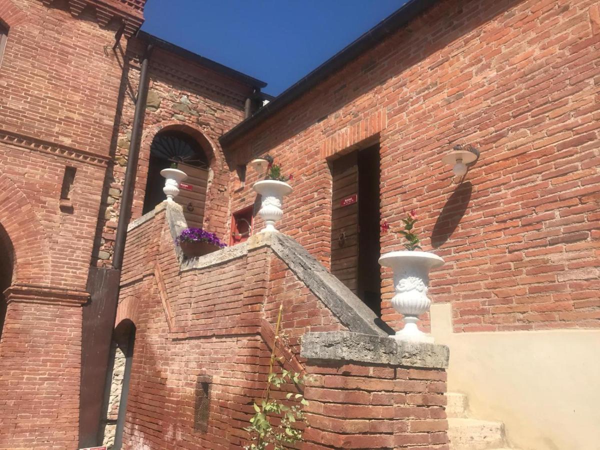 B&B Castello La Pia Dama Residence Guazzino エクステリア 写真